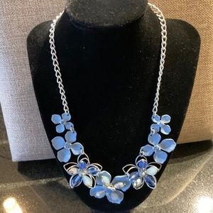 Statement necklace